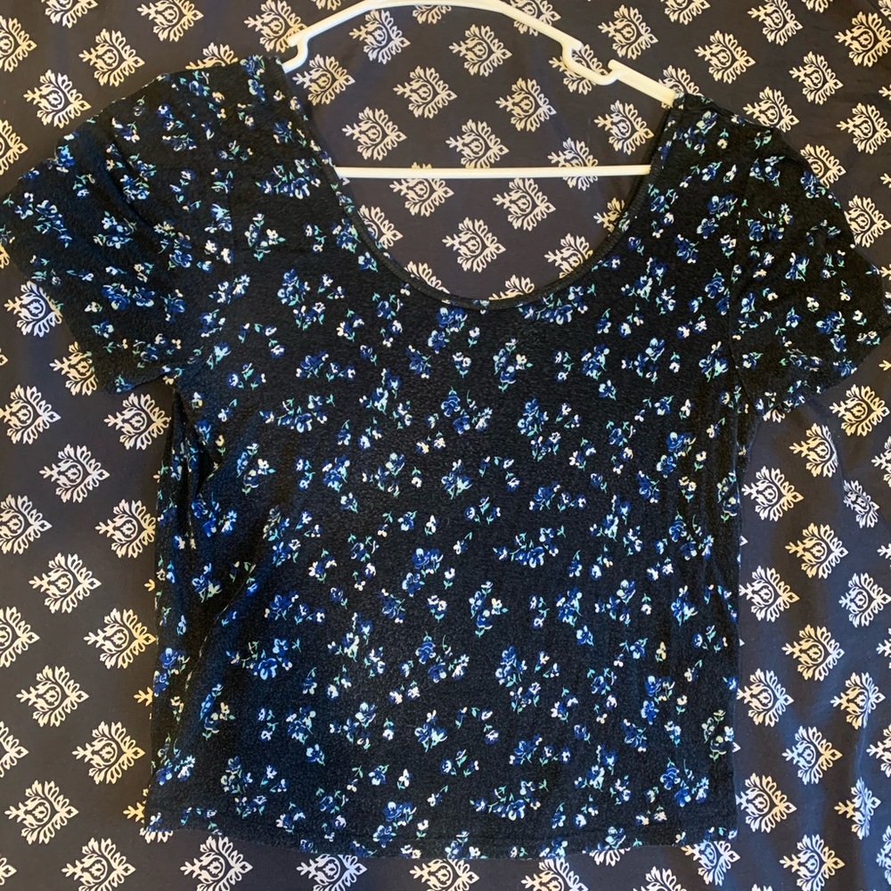 Cropped Floral Tee
